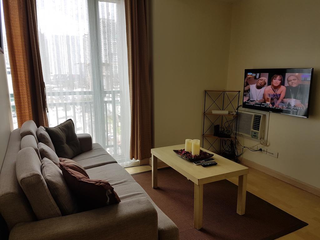 Ortigas 2 Bedroom Corner Unit With 2 Queen Across Shangrila Manila Exteriér fotografie